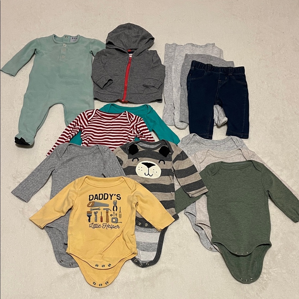 Cloud Island | Boys 0-3 Month Clothes Lot